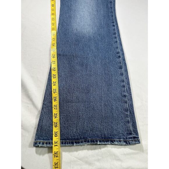 Levi's Women's 70s High Rise Flare Distressed Medium Wash Jeans Size 33 NWT - Picture 12 of 14